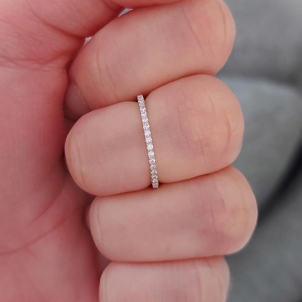 925 Sterling Silver Pink Wedding Band Ring - Picture 4 of 6